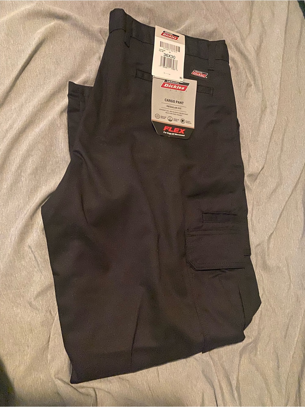 Dickies Black Men's Cargo Work Pants with Utility Pockets - Picture 3 of 3